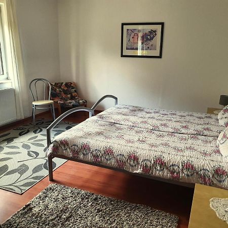 Ferienwohnung Am Rauenhuebel Voelklingen Bagian luar foto