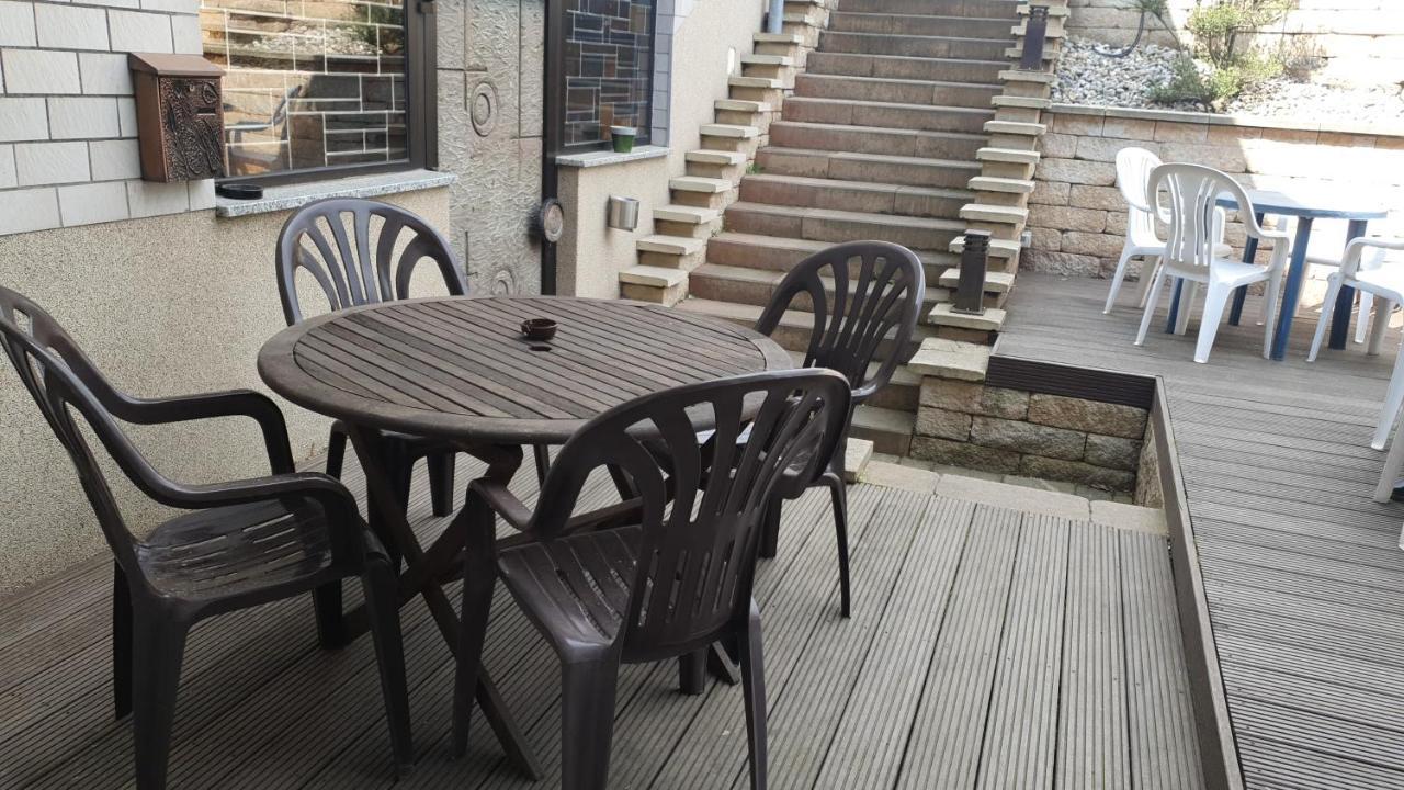 Ferienwohnung Am Rauenhuebel Voelklingen Bagian luar foto