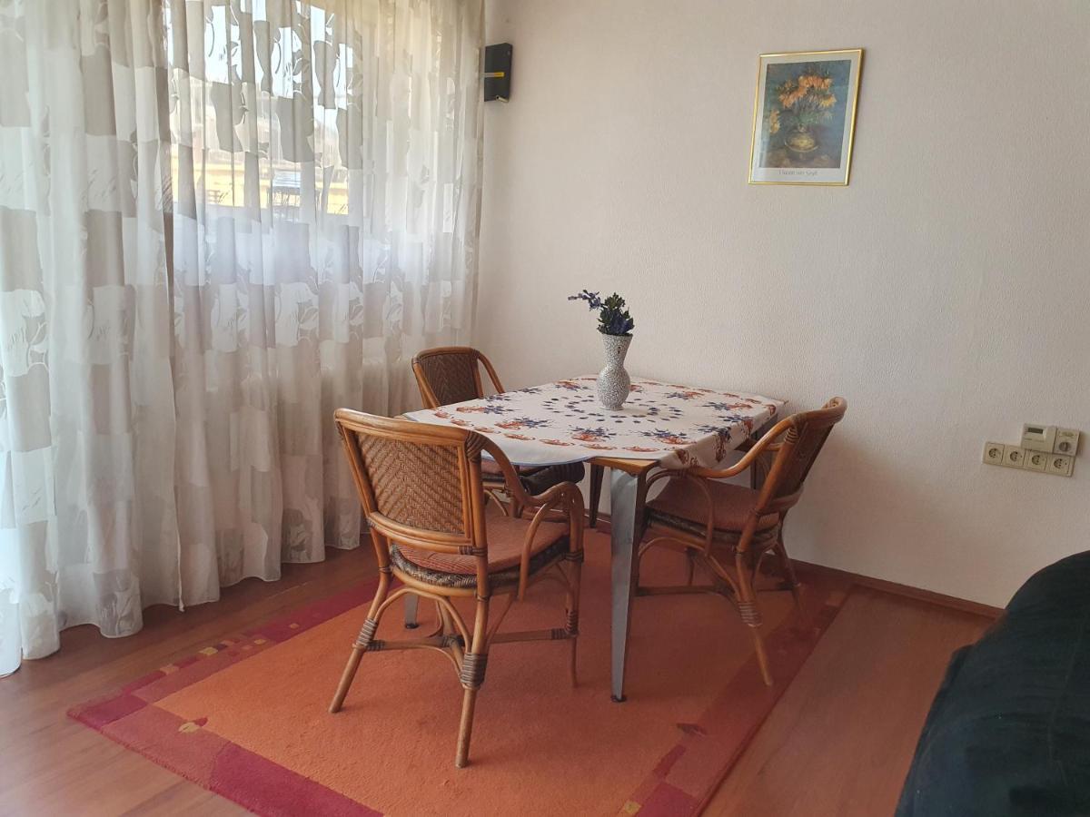 Ferienwohnung Am Rauenhuebel Voelklingen Bagian luar foto