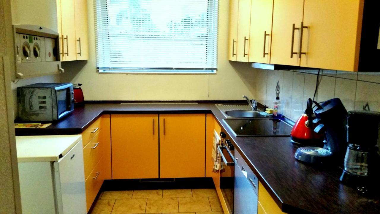 Ferienwohnung Am Rauenhuebel Voelklingen Bagian luar foto